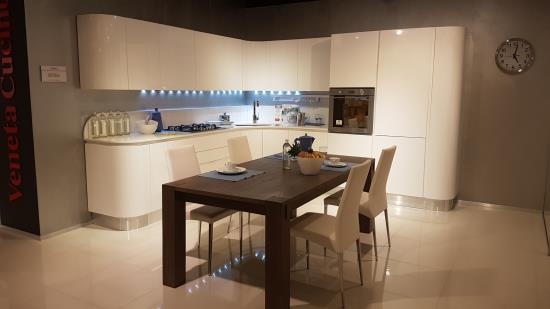 cucine extra tonda esposizione